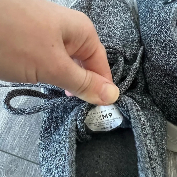 Allbirds Men's Wool Runners - Picture 7 of 7